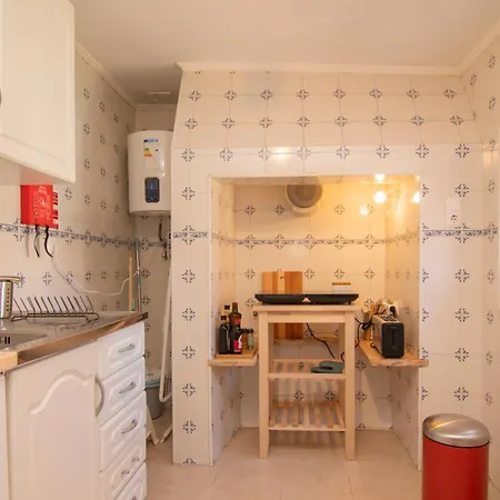 Lägenhet Charming & Peaceful Family Flat