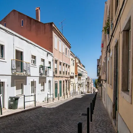 Διαμέρισμα Charming & Peaceful Family Flat *