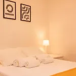 アパート Charming & Peaceful Family Flat *