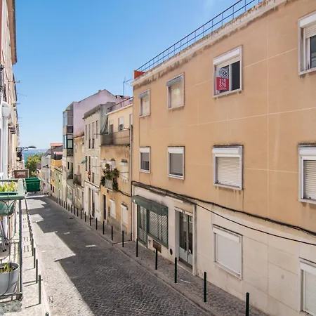 Charming & Peaceful Family Flat Appartamento